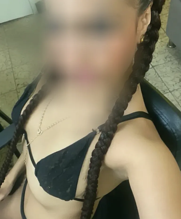 Amrit, 31