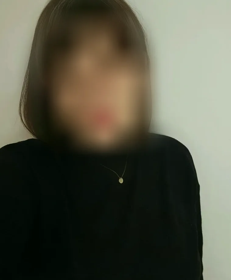 Mila, 26