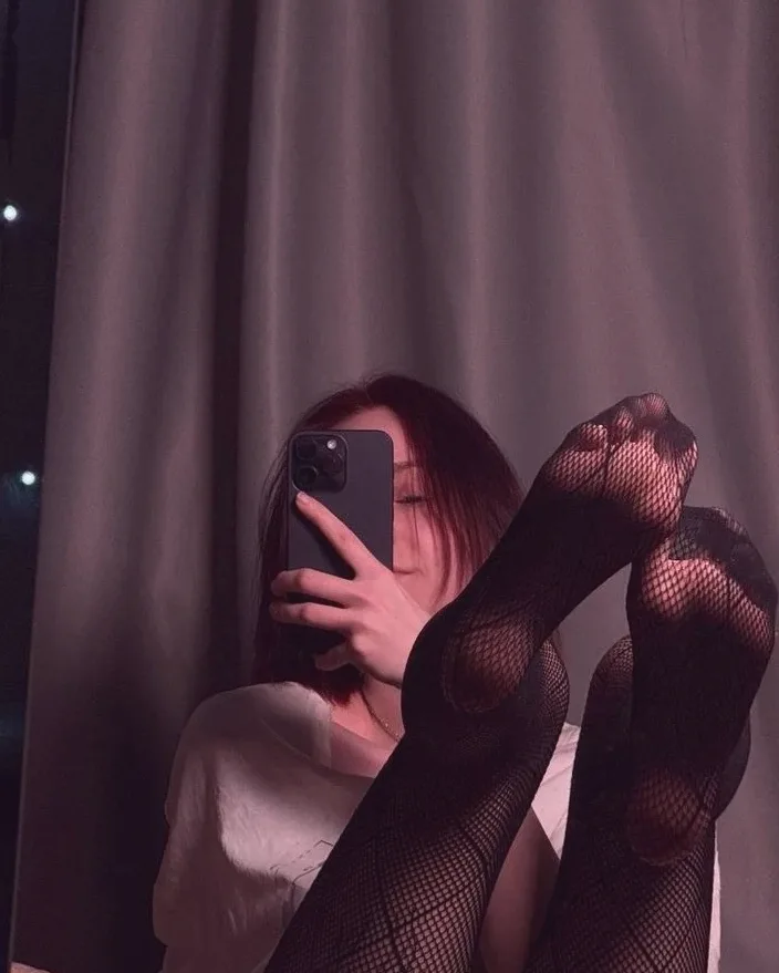 Nadia, 22