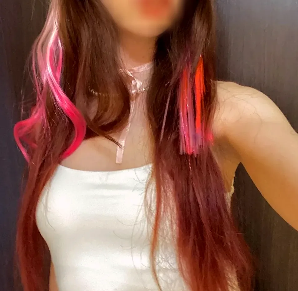 Olivia, 22