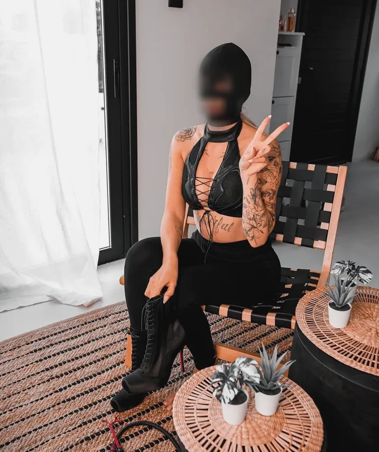 Victoria, 31